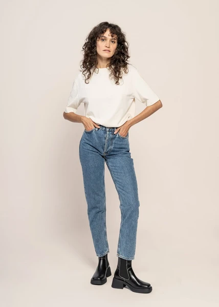 Jean mom en coton bio | bleu "breezy britt casual blue" Nudie Jeans