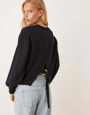 ASOS DESIGN - Sweat avec détail cintré dans le dos et envers bouclé - Noir