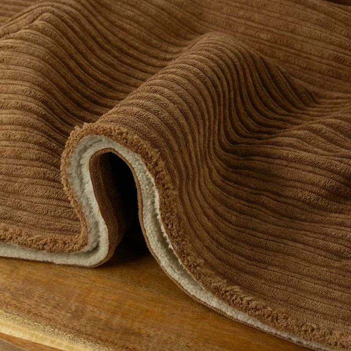 Tissu velours côtelé envers fausse fourrure marron - Chic et confortable