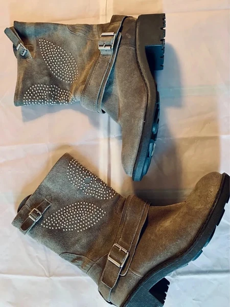 Bottes ASH 39 daim gris clou tête de mort rock