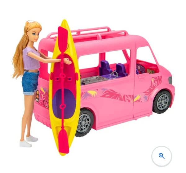 Camping Car Vacances et Poupée