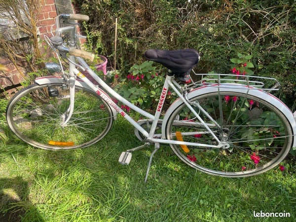 Vélo Peugeot vintage