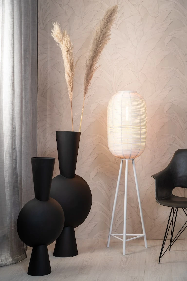 Kavandu Vase