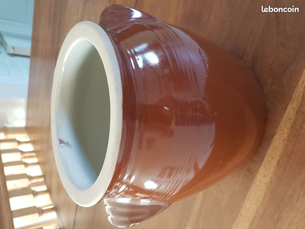 Pot en grés émaillé