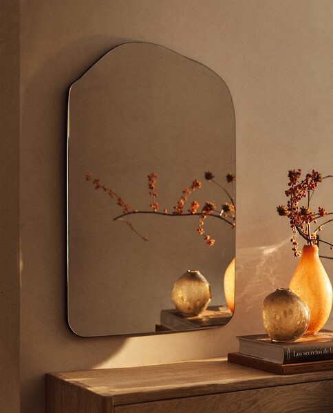 MIROIR IRRÉGULIER