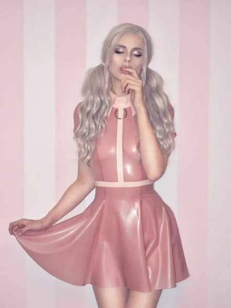Robe Emily en latex