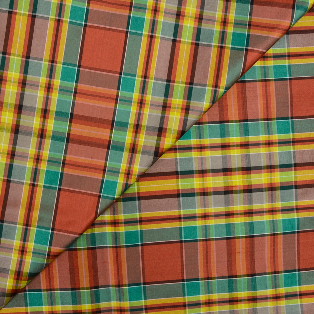 Taffetas de soie clan ligne jaune fond orange