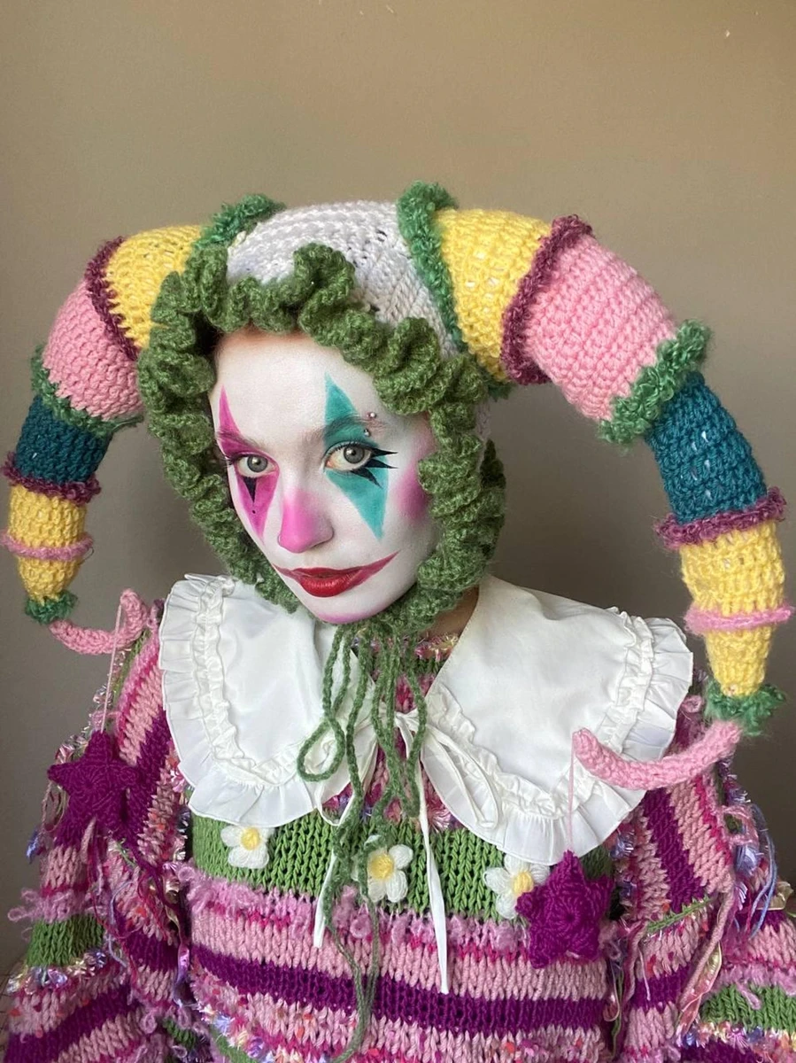 Jester crochet hat,clown hat crochet ,jester costume,jester ruff,clowncore, kidcore clown costume, halloween crochet cosplay, whimsical
