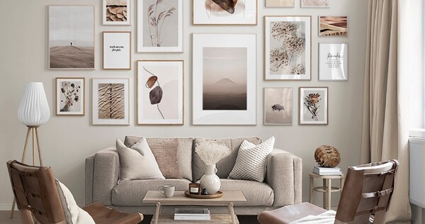 Mur de cadres / affiches salon 