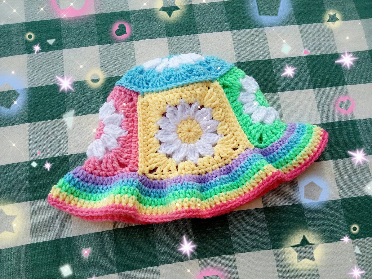 Pastel Rainbow Daisy Bucket Hat | Crochet Bucket Bonnet | Flower Hat | Clowncore | Babycore | Cottagecore | Kidcore | BabyGirl Aesthetic