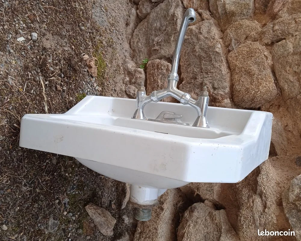 Vds petit lavabo ancien