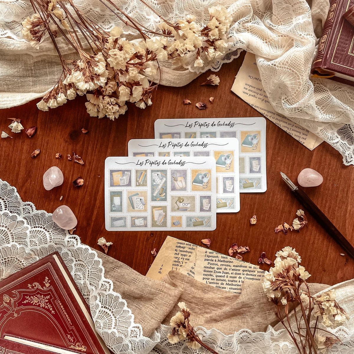 Petite planche de stickers timbres Rentrée Scolaire