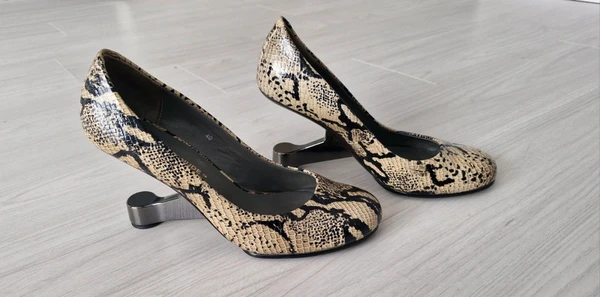 United Nude pumps