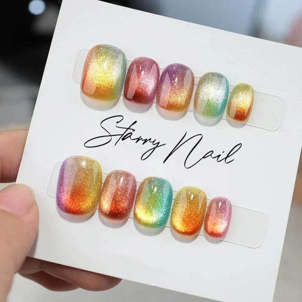 Ongles fantaisie ovales courts œil de chat arc-en-ciel, faux ongles acryliques faits main