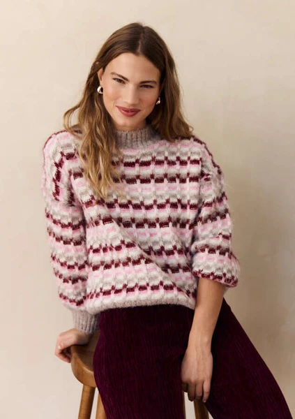 Pull graphique en maille duveteuse