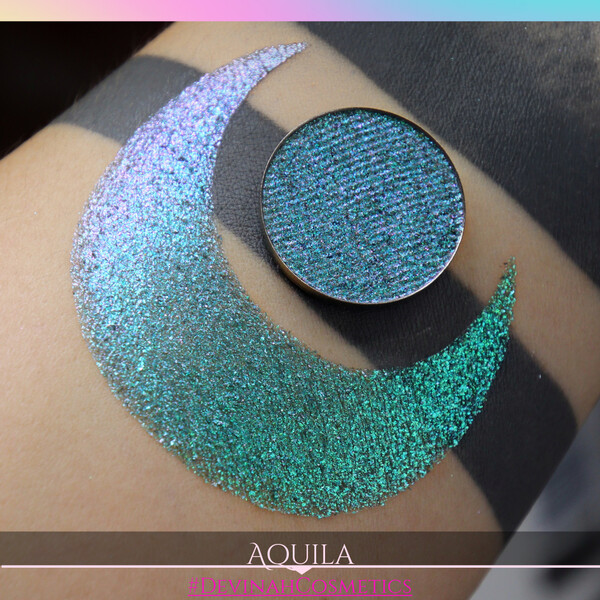 AQUILA Pressed Pigment