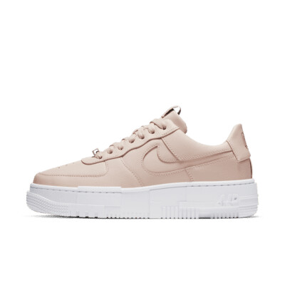 Chaussure Nike Air Force 1 Pixel pour Femme T37