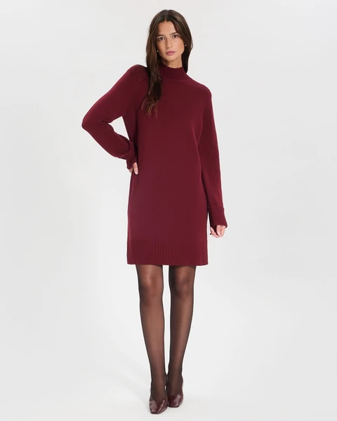 Robe Courte En Maille Bordeaux