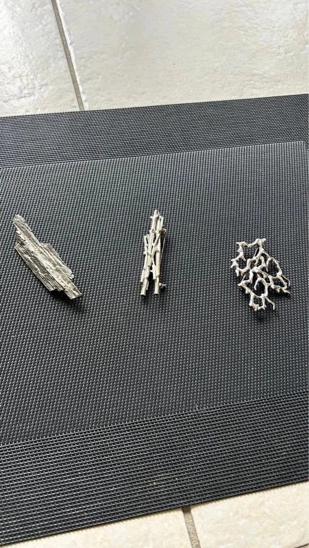 Broches Biche de bere