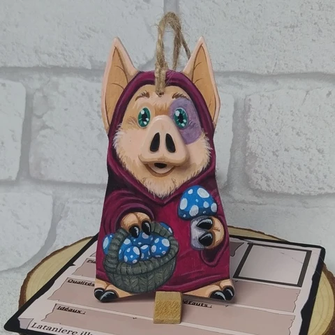 Décoration à suspendre, Péhenjis "Cochon aux champignons" - La Tanière 's Ko-fi Shop