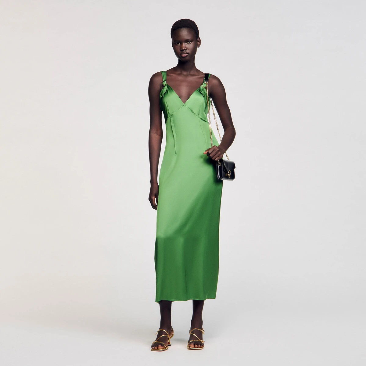Robe fluide satinée
