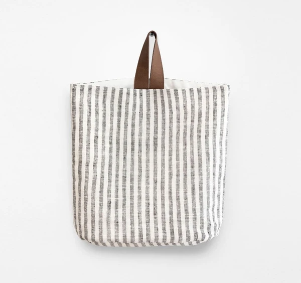 Panier de rangement mural en chanvre crème avec crochets, paniers muraux modernes pour organisateur mural suspendu, rangement de sac suspendu en lin
