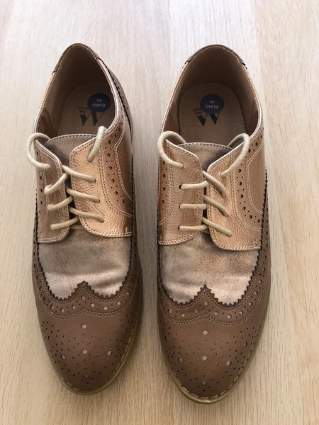 Chausseurs dorées