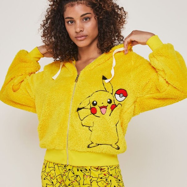 veste polaire à capuche print pikachu pikaballiz