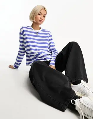 Noisy May - T-shirt à col échancré avec manches longues - Rayures bleues et blanches
