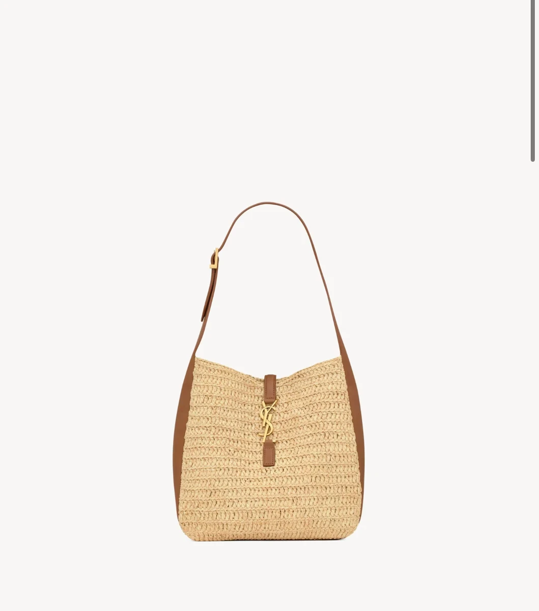 le 5 a 7 small souple en raphia et cuir