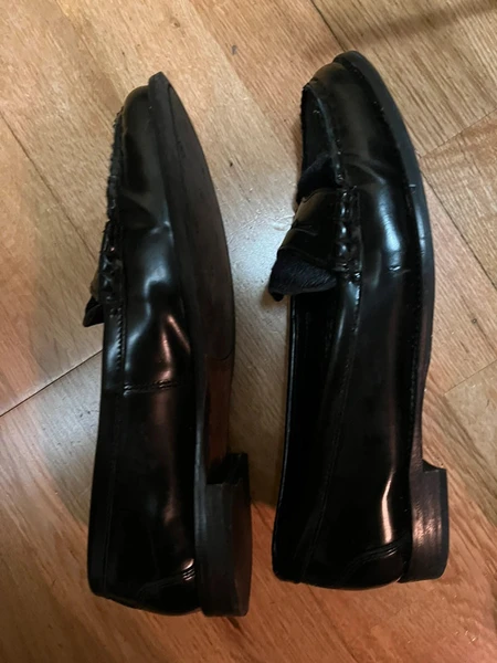 Mocasines negros de piel y pelo