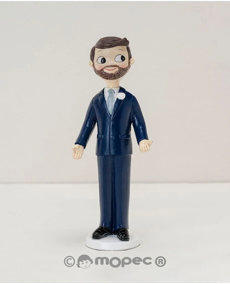 Figura de tarta para novios individual de un chico con barba.