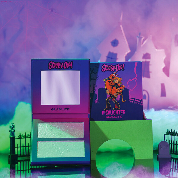SCOOBY-DOO™ X GLAMLITE HIGHLIGHTER