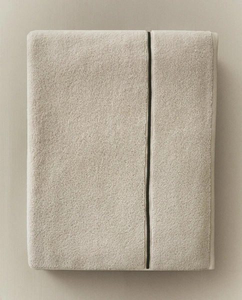 SERVIETTE DE BAIN FESTON BRODÉ