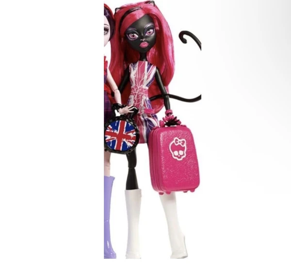 catty noir ghoulebrities in londoom