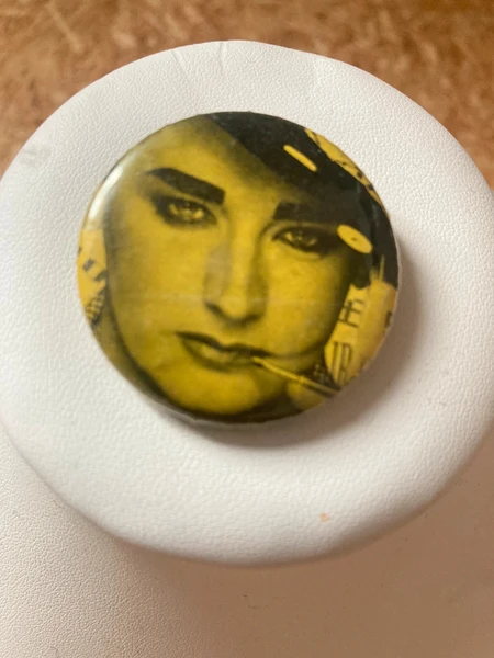 Broche Boy George vintage