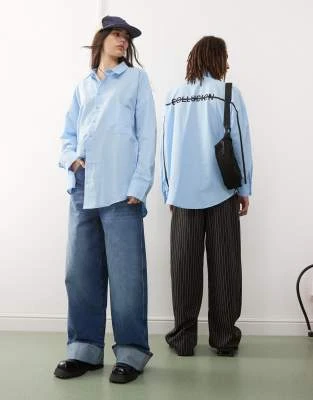 COLLUSION Unisex - Chemise oversize imprimée au dos - Bleu