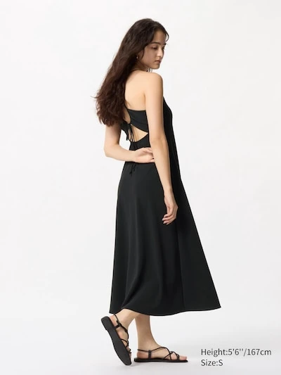 Robe caraco à brassière intégrée