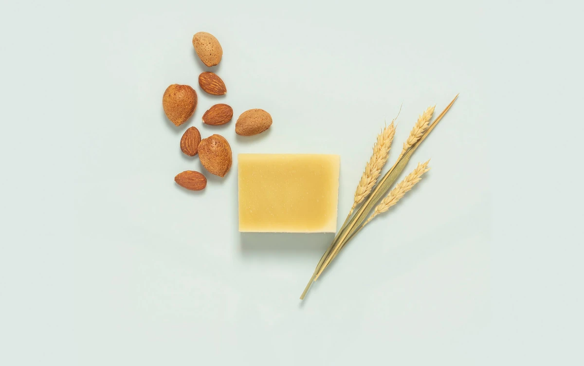 Savon artisanal Douceur d'Amande - végétal & SAF