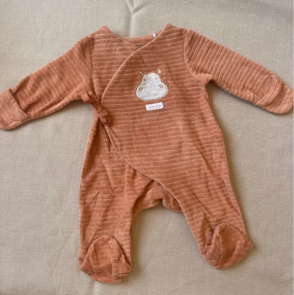 Pyjama bébéyjama Hippopotame taille 1 mois