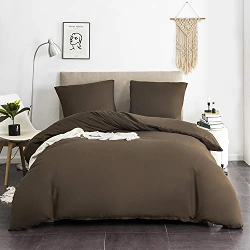 AYSW 16 Couleurs Sets de Housses de Couettes 220x240 cm Double Fermeture Éclair 3 Pièces Microfibre Brossée 100 Fils/cm² + 2 Taies d'oreiller 65x65 cm Café Parure de Lit Adulte 2 Personnes