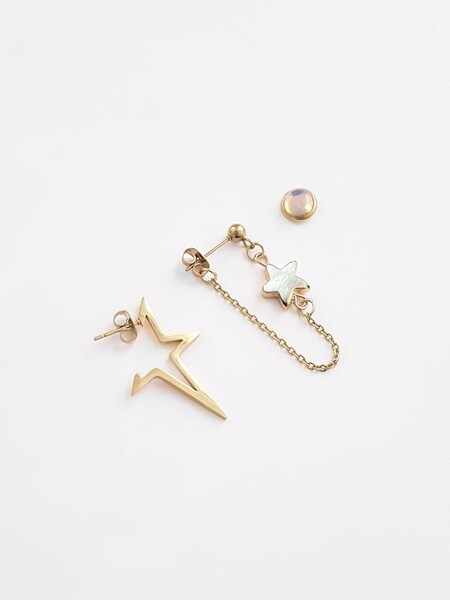 Lot de 3 puces d&#39;oreilles étoiles dépareillées . Bijoux d&#39;oreilles 80&#39;s chaîne arrière nacre . Créole rétro étincelle étoilée . Boucle opale