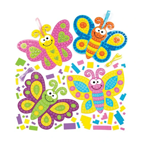 Baker Ross Kits d’illustration papillons en mosaïque (lot de 4) - Mosaïque autocollante pour enfants.