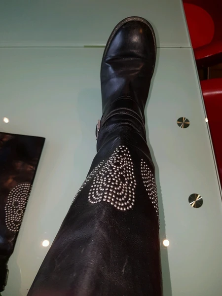 Bottes cuir ash  p.39