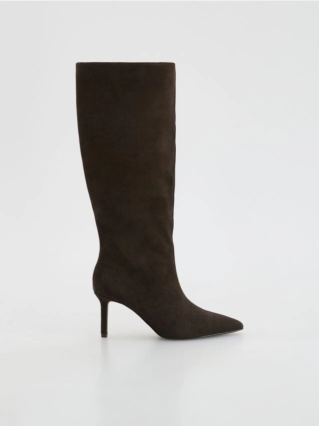 Bottes en cuir hauteur genou à talon aiguille