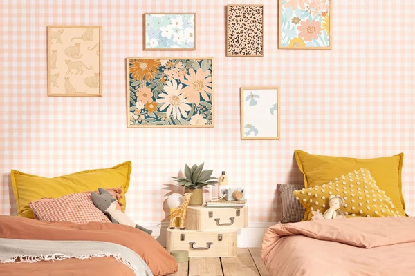 Papier peint intissé Let's go girl victoria carreaux vichy rose layette