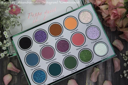 Poppy Quiet pressed pigments palette