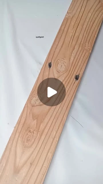 Syafi Gokil on Instagram: "90 degree angle cutting idea #woodworking #diy #tips #working #ideas #syafigokil"