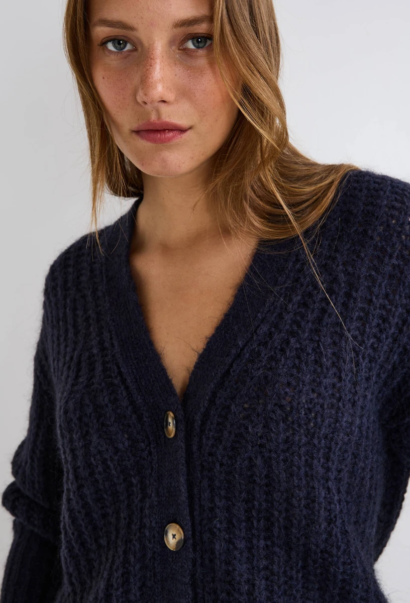 Cardigan large boutonné contenant de l'alpaga