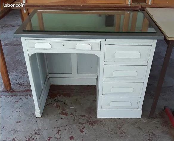 Magnifique petit bureau en chêne années 60